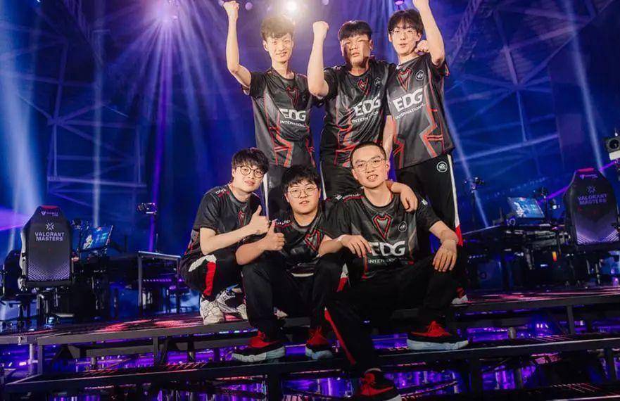 并对球队和 并对球队和