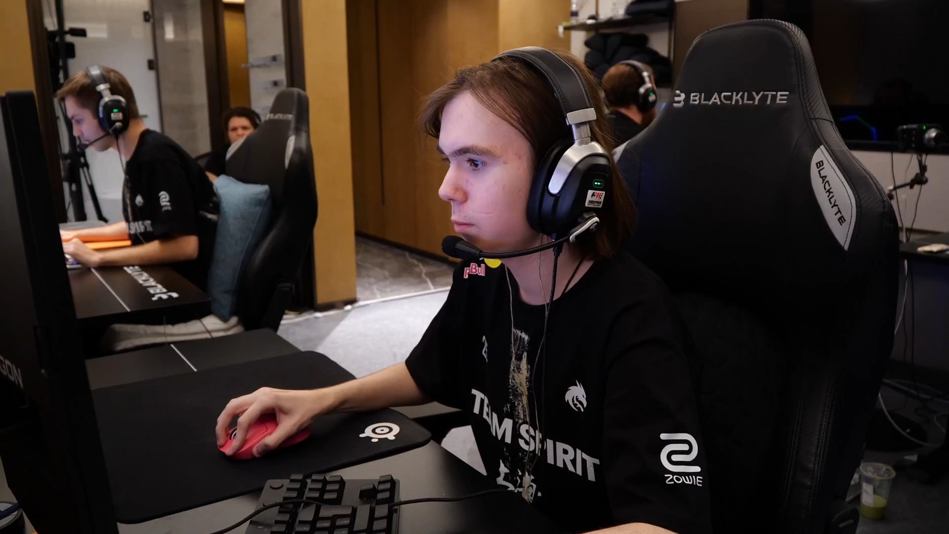 能在季后赛 能在季后赛