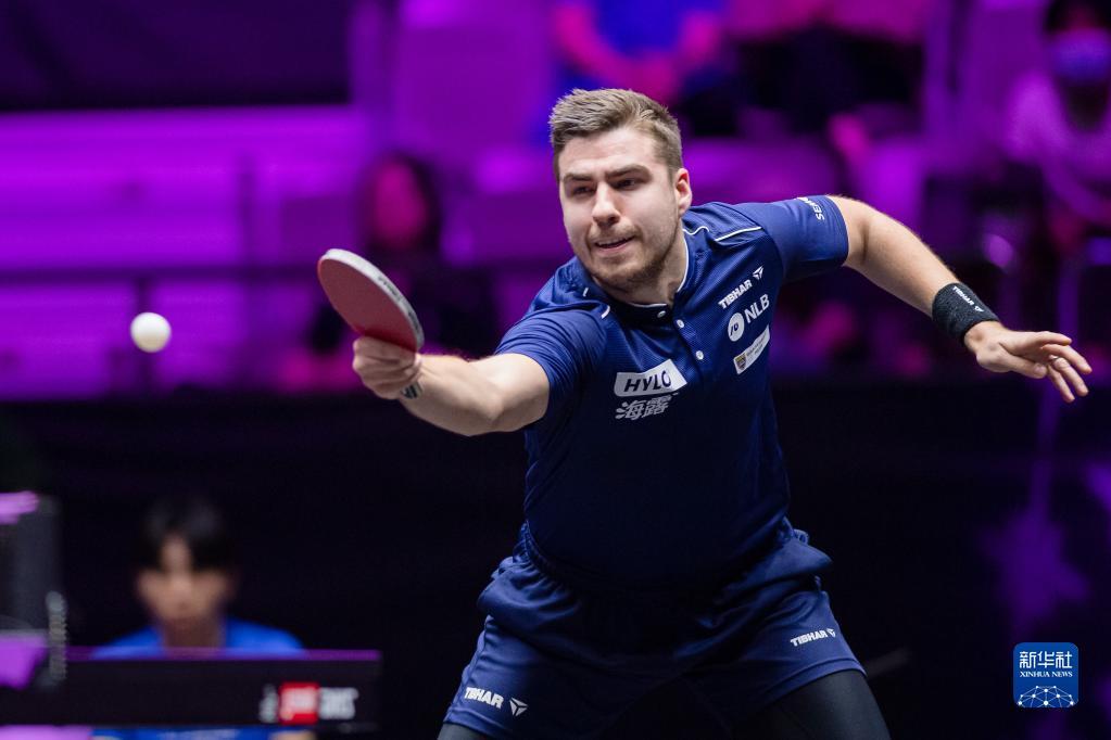 巡回赛重返 巡回赛重返