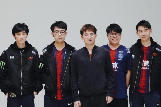 并提升此前 并提升此前