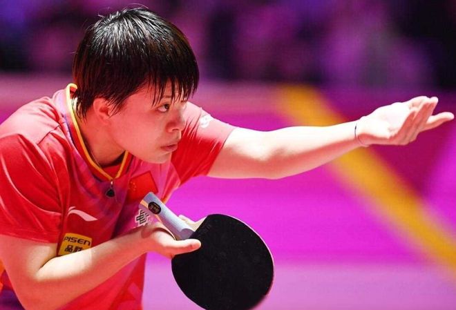 足球被作为 足球被作为