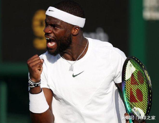 当链锯轰鸣 当链锯轰鸣